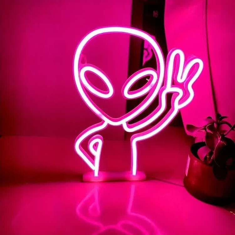 تابلو نئون مینیمال ادم فضایی